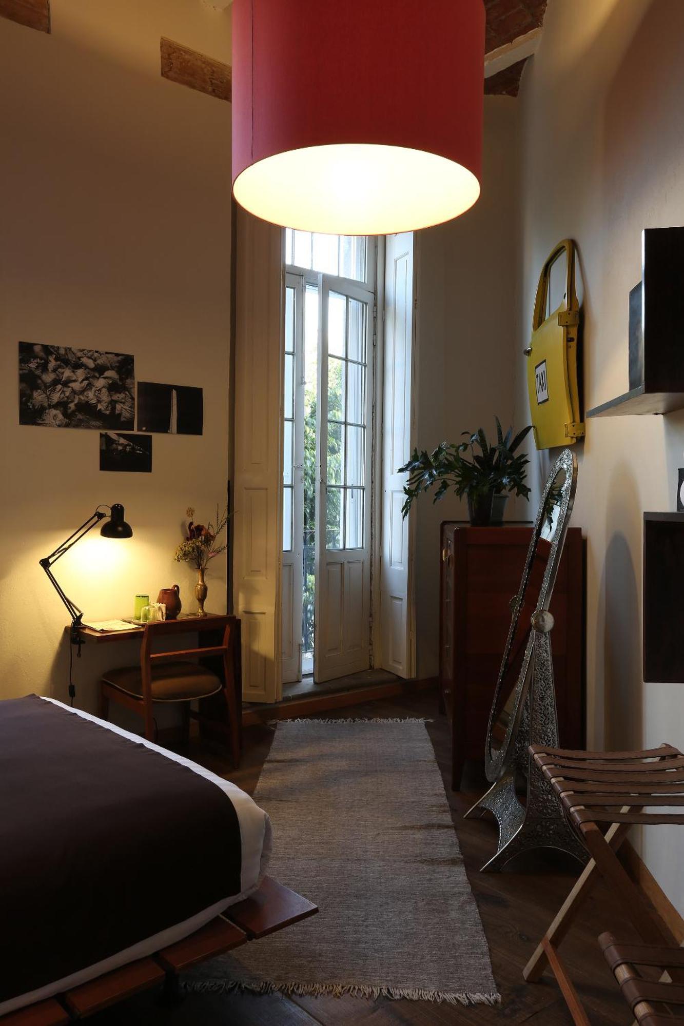Grand Room One Bed